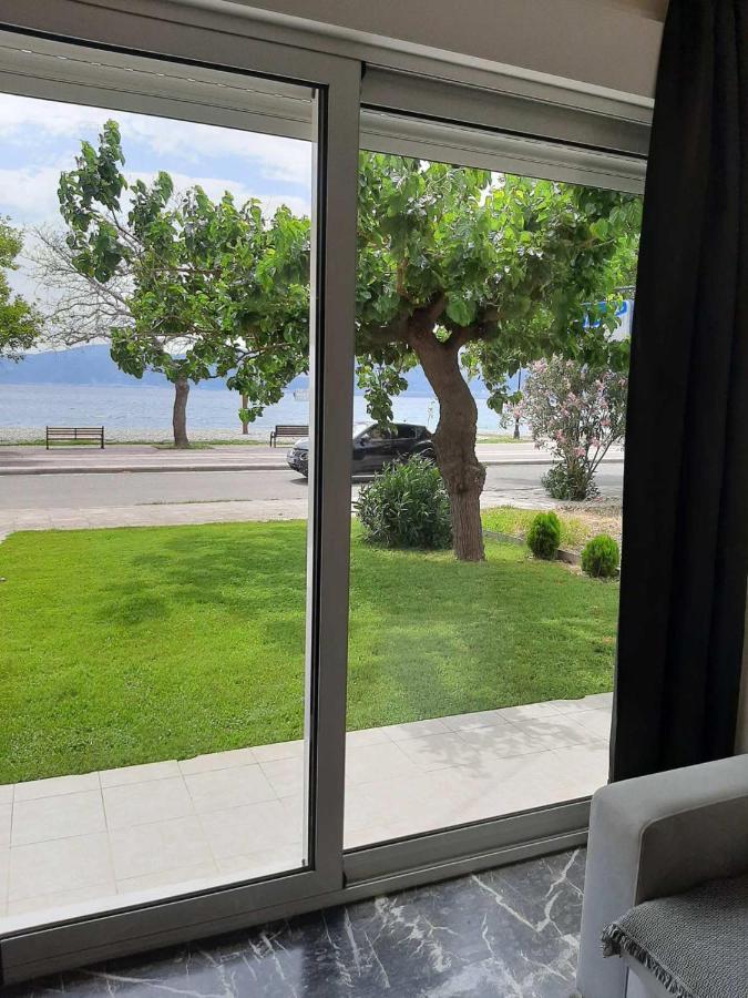 Nafpaktos Seaside Apartment Ngoại thất bức ảnh