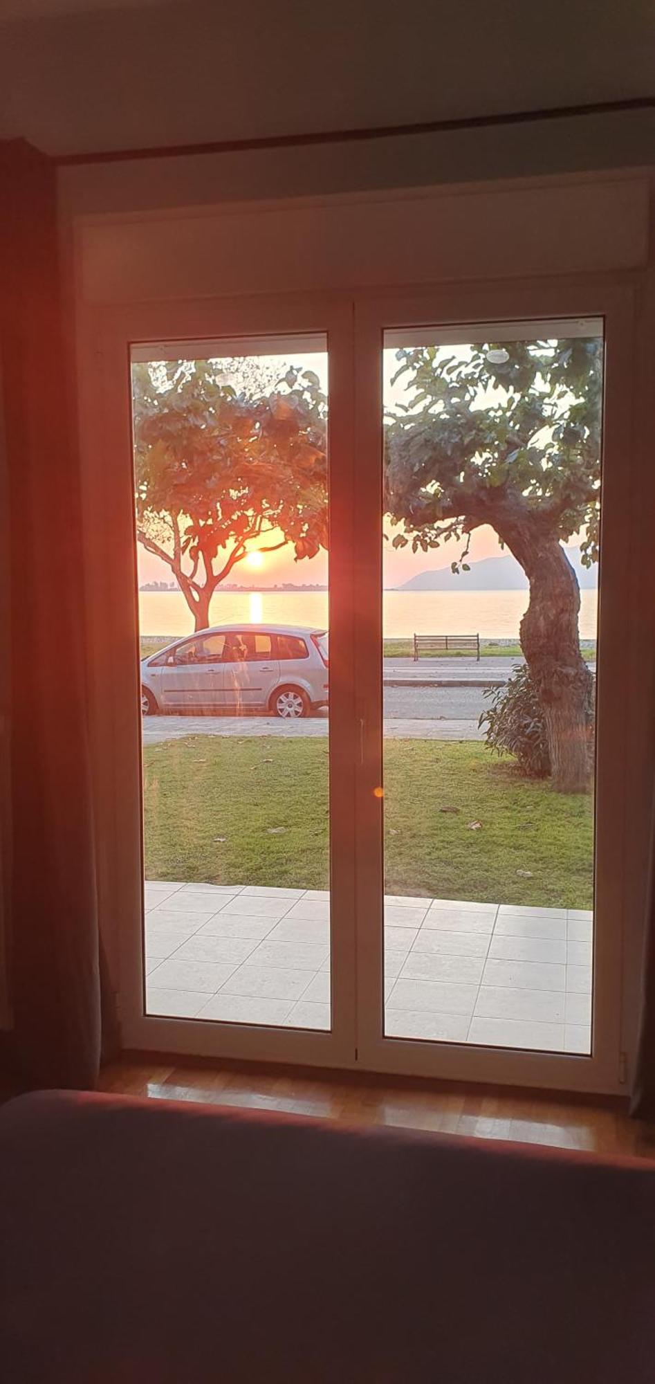 Nafpaktos Seaside Apartment Ngoại thất bức ảnh
